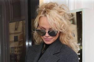 Julian Assange verhaftet: Pamela Anderson ist "geschockt"