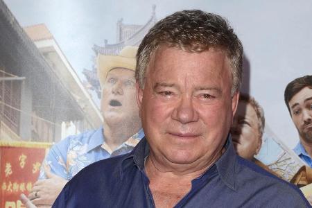 William Shatner verkörperte Captain Kirk etwa in der Serie William Shatner verkörperte Captain Kirk etwa in der Serie