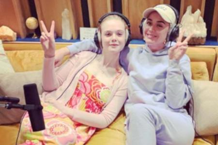 Katy Perry (r.) hat Elle Fannings Film Katy Perry (r.) hat Elle Fannings Film