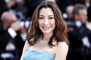 Auch Michelle Yeoh wird zum "Avatar"