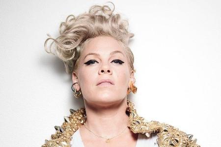 Kein Kuschelrock, sondern basslastig: Pink veröffentlicht ihr neues Album Kein Kuschelrock, sondern basslastig: Pink veröffentlicht ihr neues Album
