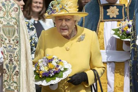 Über zu wenige Blumen wird sich die Queen an ihrem Geburtstag nicht beschweren können Über zu wenige Blumen wird sich die Queen an ihrem Geburtstag nicht beschweren können