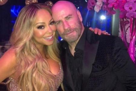 Mariah Carey feiert mit John Travolta Mariah Carey feiert mit John Travolta