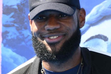 LeBron James übernimmt in der Fortsetzung die Rolle von Michael Jordan