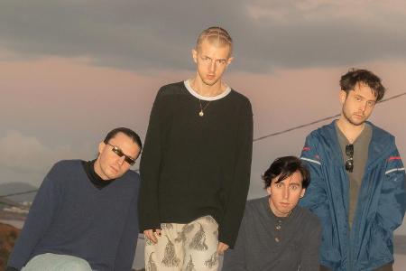 Die österreichische Band Bilderbuch veröffentlichen heute ihr neues Album Die österreichische Band Bilderbuch veröffentlichen heute ihr neues Album