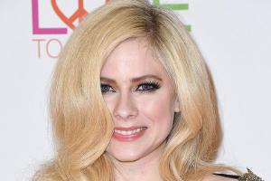 Emotionale Rückkehr: Avril Lavigne veröffentlicht neues Studioalbum