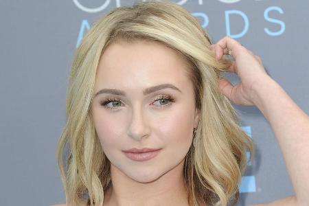 Hayden Panettiere hat gemeinsam mit dem ehemaligen Boxer Wladimir Klitschko eine Tochter Hayden Panettiere hat gemeinsam mit dem ehemaligen Boxer Wladimir Klitschko eine Tochter