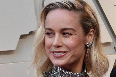 Ist beim genauen Hinsehen nicht wirklich mit Margot Robbie zu verwechseln: Oscar-Gewinnerin Brie Larson Ist beim genauen Hinsehen nicht wirklich mit Margot Robbie zu verwechseln: Oscar-Gewinnerin Brie Larson