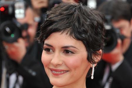 Die französische Schauspielerin Audrey Tautou ist bekannt für ihre makellose Haut. Ob sie wohl auch auf eine der neuen Gesic... Die französische Schauspielerin Audrey Tautou ist bekannt für ihre makellose Haut. Ob sie wohl auch auf eine der neuen Gesic...