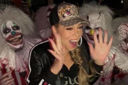 Bei einem Besuch der Universal Studios in Japan traf Mariah Carey auf eine Horde Zombies Bei einem Besuch der Universal Studios in Japan traf Mariah Carey auf eine Horde Zombies