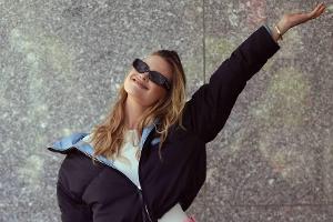 "Victoria's Secret": Behati Prinsloo feiert Comeback beim Fitting