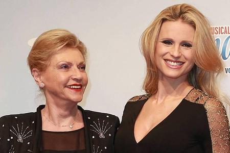 Ineke Hunziker (l.) kämpfte um ihre Tochter Michelle Hunziker Ineke Hunziker (l.) kämpfte um ihre Tochter Michelle Hunziker