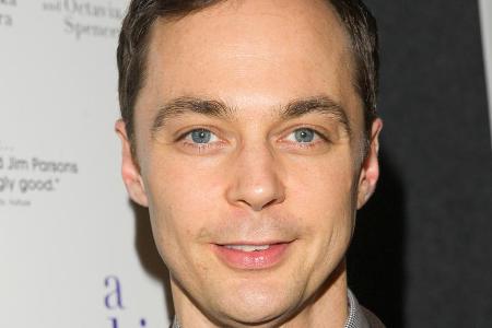 Trifft in einer der letzten Folgen offenbar auf sein jüngeres Ich: Jim Parsons alias Sheldon Cooper Trifft in einer der letzten Folgen offenbar auf sein jüngeres Ich: Jim Parsons alias Sheldon Cooper