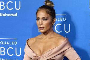 Jennifer Lopez begeistert mit Fast-Nacktfotos