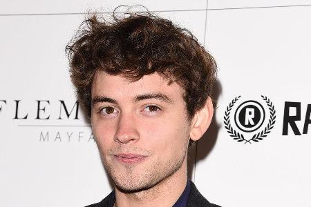 Auch Josh Whitehouse taucht in das Auch Josh Whitehouse taucht in das