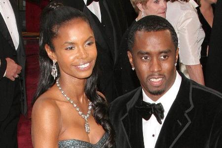 Model Kim Porter und Sean Combs bei einer Veranstaltung im Jahr 2005 Model Kim Porter und Sean Combs bei einer Veranstaltung im Jahr 2005