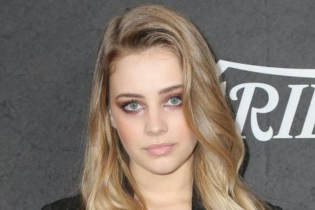 Josephine Langford spielt in Josephine Langford spielt in
