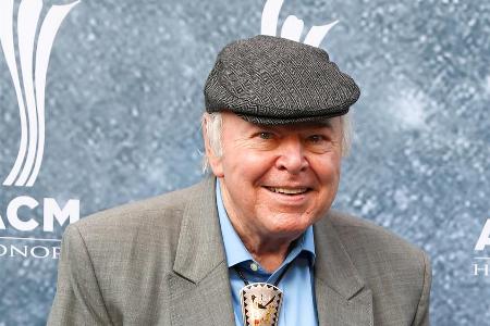 Roy Clark wurde 85 Jahre alt Roy Clark wurde 85 Jahre alt