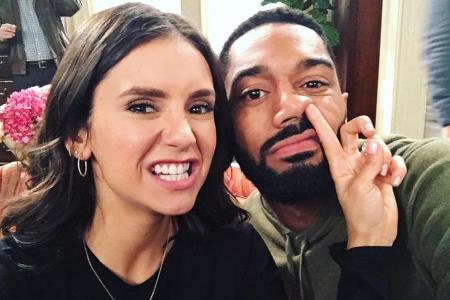 Nina Dobrev und ihr Co-Star Tone Bell verstehen sich blendend Nina Dobrev und ihr Co-Star Tone Bell verstehen sich blendend