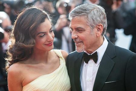Werden Amal und George Clooney womöglich die Taufpaten des Babys von Herzogin Meghan und Prinz Harry? Werden Amal und George Clooney womöglich die Taufpaten des Babys von Herzogin Meghan und Prinz Harry?