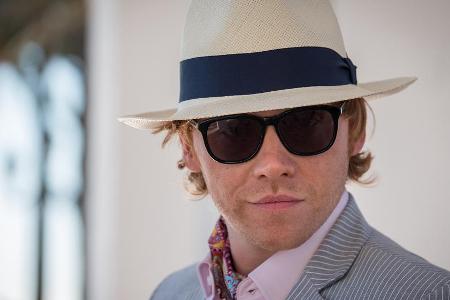 Rupert Grint ist als Charlie Cavendish auch in der zweiten Staffel Rupert Grint ist als Charlie Cavendish auch in der zweiten Staffel