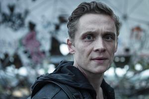 Matthias Schweighöfer wird aus Zeitgründen für keine weitere Staffel der Serie "You Are Wanted" zur Verfügung stehen
