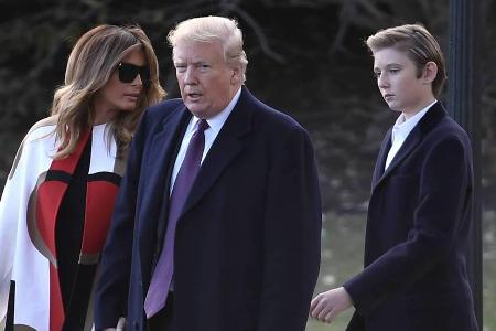 Eine schrecklich große Familie: Barron Trump reicht schon fast an seinen Vater Donald heran Eine schrecklich große Familie: Barron Trump reicht schon fast an seinen Vater Donald heran