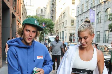 Justin Bieber und Hailey Baldwin haben ihre Hochzeit noch nicht bestätigt Justin Bieber und Hailey Baldwin haben ihre Hochzeit noch nicht bestätigt