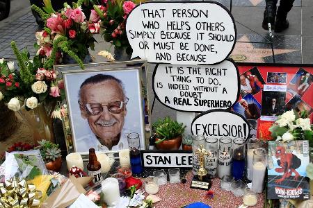 Stan Lee verstarb am Montag im Alter von 95 Jahren Stan Lee verstarb am Montag im Alter von 95 Jahren