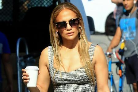 Jennifer Lopez setzt für ihre schlanke Linie auf einen ganz besonderen Drink: Gemüse-Kaffee Jennifer Lopez setzt für ihre schlanke Linie auf einen ganz besonderen Drink: Gemüse-Kaffee