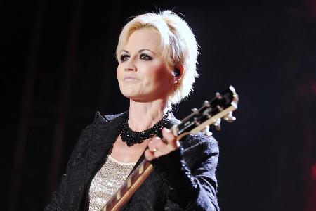 Cranberries-Sängerin Dolores O'Riordan starb im Alter von 46 Jahren Cranberries-Sängerin Dolores O'Riordan starb im Alter von 46 Jahren
