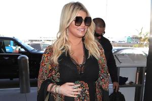 Schöner Hippie: Jessica Simpson zeigt ihren Babybauch