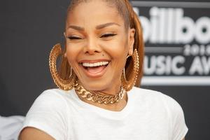 Janet Jackson: Für ihr "Joker"-Lächeln hat sie sich früher gehasst