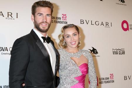 Necken sich gerne: Miley Cyrus und Liam Hemsworth Necken sich gerne: Miley Cyrus und Liam Hemsworth