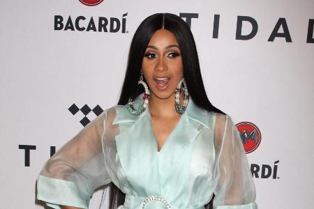 Cardi B könnte möglicherweise beim 53. Super Bowl die Halbzeit-Show rocken Cardi B könnte möglicherweise beim 53. Super Bowl die Halbzeit-Show rocken