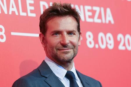 Bradley Cooper bei einem Auftritt in Venedig Bradley Cooper bei einem Auftritt in Venedig