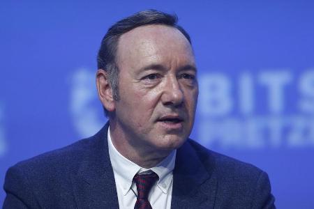 Immer wieder kommen neue Vorwürfe gegen Kevin Spacey an die Öffentlichkeit Immer wieder kommen neue Vorwürfe gegen Kevin Spacey an die Öffentlichkeit