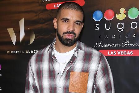 Drake kann bei den American Music Awards 2018 acht Preise abstauben Drake kann bei den American Music Awards 2018 acht Preise abstauben