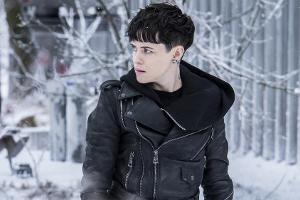 Krasse Action: Claire Foy lässt in "Verschwörung" nichts anbrennen