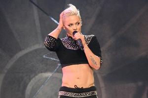 Trotz aller Umstände: Pink schließt endlich ihre Australien-Tour ab