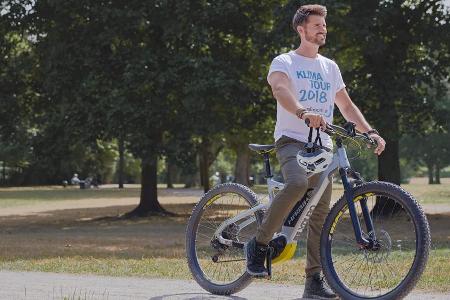 Thore Schölermann ist ein echter Naturbursche Thore Schölermann ist ein echter Naturbursche