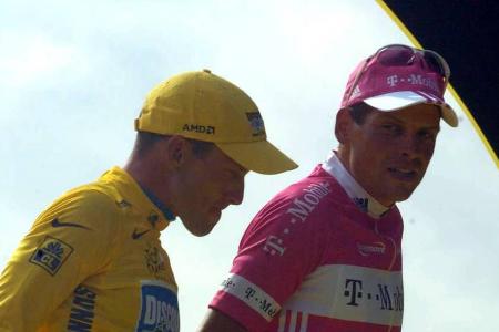 Die einstigen Konkurrenten Jan Ullrich (r.) und Lance Armstrong sind gute Freunde geworden Die einstigen Konkurrenten Jan Ullrich (r.) und Lance Armstrong sind gute Freunde geworden