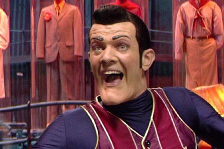 Stefán Karl Stefánsson als Freddie Faulig in Stefán Karl Stefánsson als Freddie Faulig in