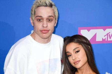 Ariana Grande und Pete Davidson sind seit Juni dieses Jahres verlobt Ariana Grande und Pete Davidson sind seit Juni dieses Jahres verlobt