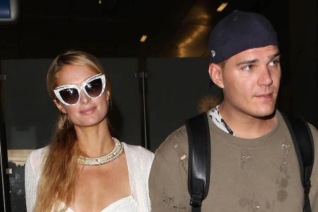 Paris Hilton und Chris Zylka werden wohl nun erst im Mai 2019 Paris Hilton und Chris Zylka werden wohl nun erst im Mai 2019