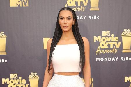 Kann sich sehen lassen - Kim Kardashian ist trotz Hautkrankheit immer perfekt geschminkt Kann sich sehen lassen - Kim Kardashian ist trotz Hautkrankheit immer perfekt geschminkt