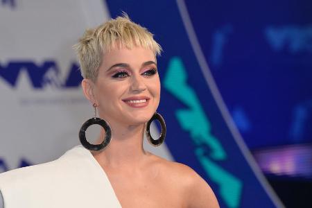 Immer für eine Überraschung gut: Katy Perry gab ein liebevolles Privatkonzert Immer für eine Überraschung gut: Katy Perry gab ein liebevolles Privatkonzert