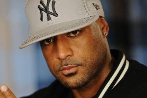 Französische Rapstars Booba und Kaaris legen Flughafen lahm