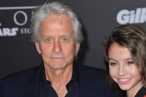 Michael Douglas und seine Tochter Carys, die lange nichts von seinem Beruf wusste