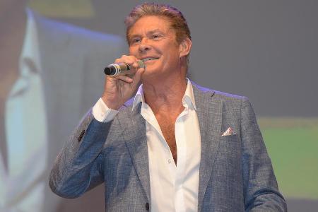 Er singt wieder: David Hasselhoff geht 2019 auf Tour Er singt wieder: David Hasselhoff geht 2019 auf Tour